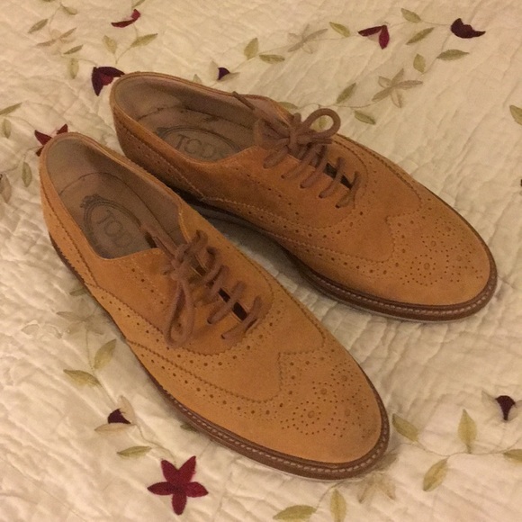 Tod’s Oxford - Picture 1 of 3